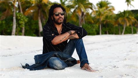 Lenny Kravitz on finding his identity - CBS News