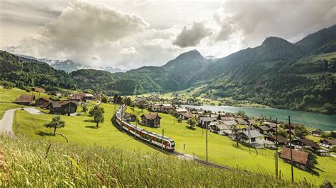 From Lucerne to Interlaken by train | Switzerland Tourism