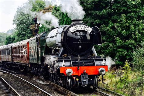 Flying Scotsman in Shropshire: Fans flock to see a true British icon on ...