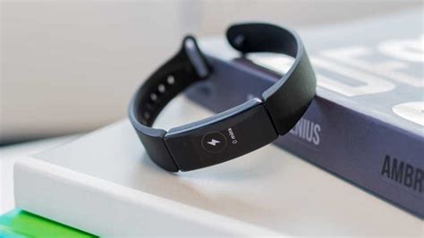 Fitbit Inspire Review: A Basic Fitness Tracker At A Basic Price - Tech ...