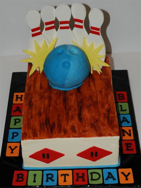 Birthday Bowling Party Cake | Just finished up this cake for… | Flickr