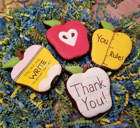 Teacher appreciation cookies by @mercibeaucookies | Cookie decorating ...