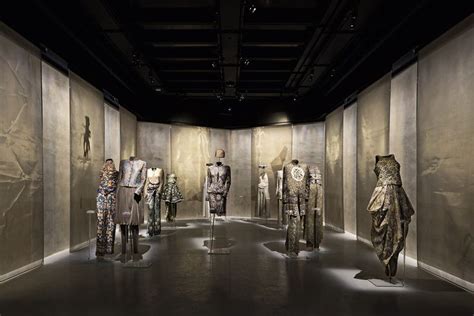 Armani Silos / Giorgio Armani | Milan design week, Museum exhibition ...