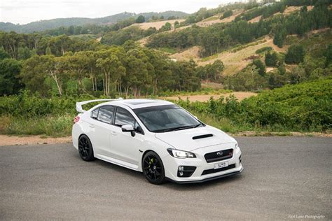 Subaru WRX/STI VA White SSR GTX01 | Wheel Front