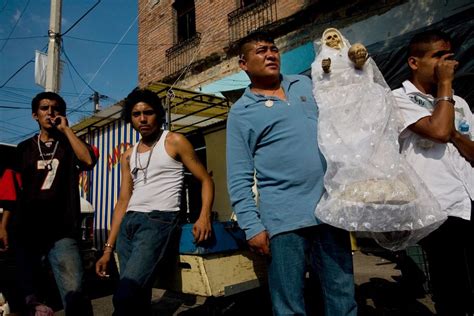 Adriana Zehbrauskas - Tepito | LensCulture