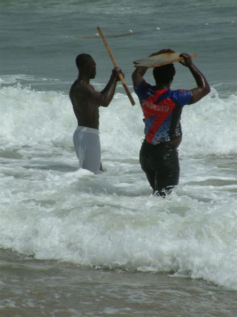 Ghana images - Kokrobite Beach - The Meandering Gullbad Nogbee