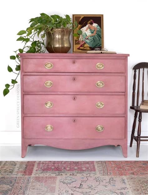 Green Spruce Designs used Chalk Paint® by Annie Sloan furniture paint ...