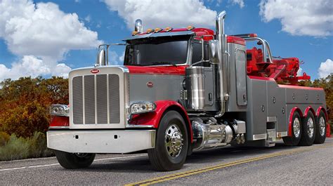 Peterbilt Model 389 | Peterbilt