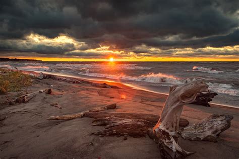 Headlands Beach State Park — Remarkable Lake County Ohio