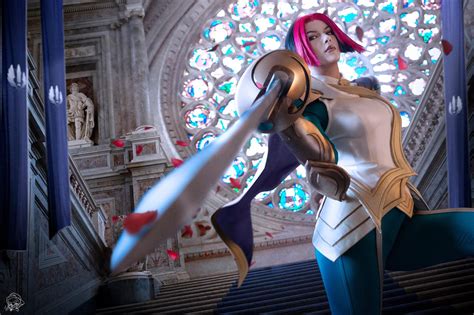 Elarte Cosplay: League of Legends - Fiora Cosplay