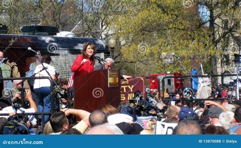 Sarah Palin at Tea Party Rally in Boston Editorial Stock Photo - Image of speaking, conservative ...