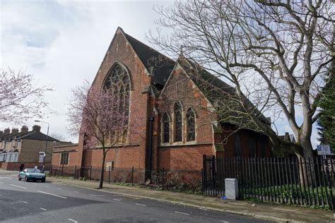 St Michael, Abbey Wood Road, Abbey Wood « London Churches in photographs