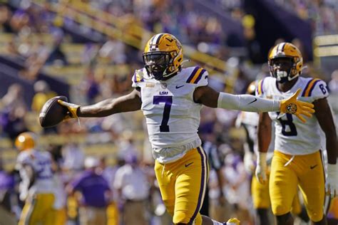 Ja'Marr Chase Opts Out of 2020 Season; LSU's SEC Championship Odds Now +750