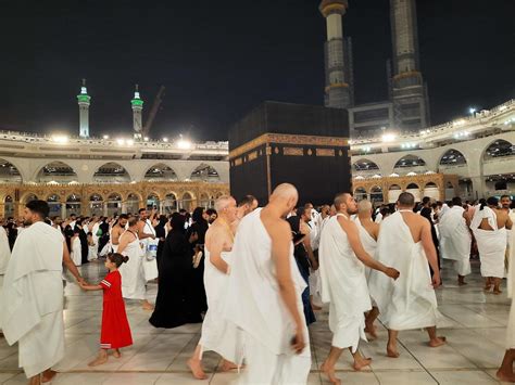 Mecca, Saudi Arabia, March 2023 - During the month of Ramadan, pilgrims from all over the world ...