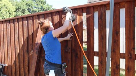 Building a Board on Board Cedar Fence - Part 2 - YouTube