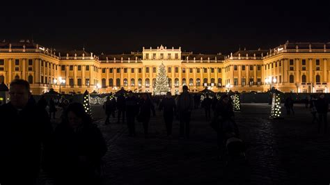 Christmas Lights 2024-2025 in Vienna - Rove.me