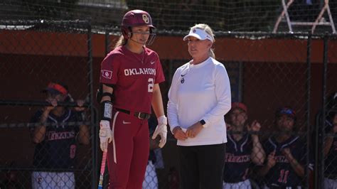 OU softball: Sooners lose chance at NCAA record winning streak