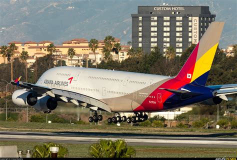 HL7634 - Asiana Airlines Airbus A380 at Los Angeles Intl | Photo ID 673436 | Airplane-Pictures.net