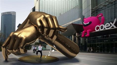 Gangnam Style statue built in South Korea's Seoul - BBC News