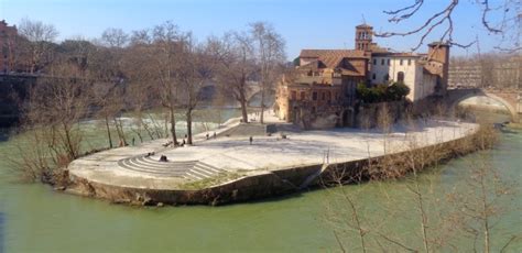 The Tiber Island in Rome - everything worth knowing for visitors