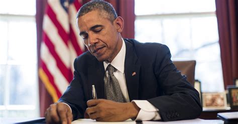 Obama's pocket veto on shaky legal ground, experts say