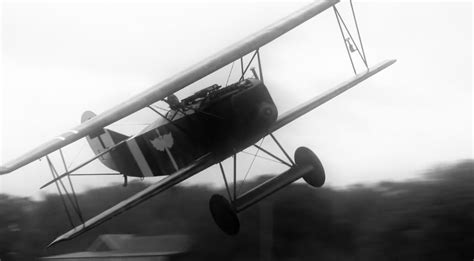 Brilliant Filmmaker Captures WWI Fighters In An Astounding Dogfight ...