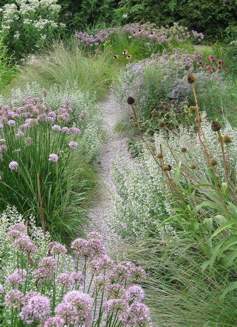 Think Global, Garden Local: Gravel garden at the Olbrich