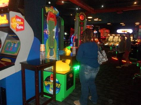 Arcade Zone - Picture of Dave and Buster's, Houston - TripAdvisor