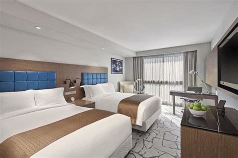 Holiday Inn Golden Mile in Hong Kong - Rooms Deals & Reviews