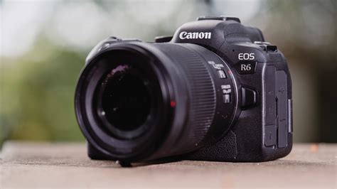 Canon EOS R6 - Review 2020 - Cybertechbiz.com