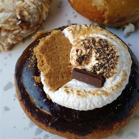 The 33 Best Donut Shops In America | HuffPost Life