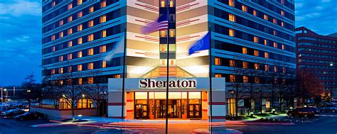 O'Hare Airport Hotel with Shuttle | Sheraton Suites Chicago O'Hare