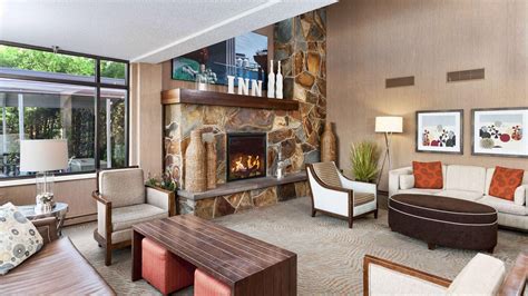 The Inn on Lake Superior in Duluth, the United States from $118: Deals ...