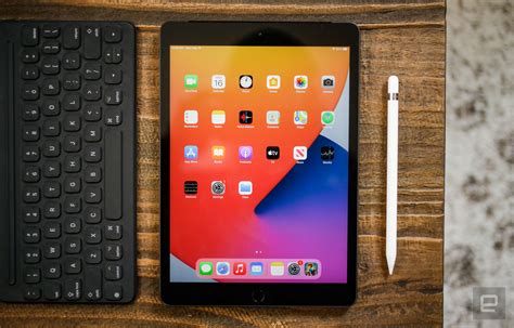 The 8th-generation iPad is already $30 off at Walmart | Engadget