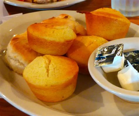 Cracker Barrel Cornbread Muffins Recipe - Secret Copycat Restaurant Recipes