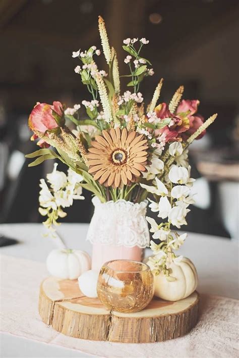 Gorgeous fall florals at Megan and Jesse's Oak Tree Country Club ...