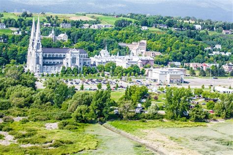 Camping du Domaine Sainte-Anne Campground - Côte-de-Beaupré | Mont-Sainte-Anne : Côte-de-Beaupré ...