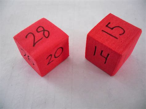 Teaching Math by Hart: DIY Dice - Idea #1