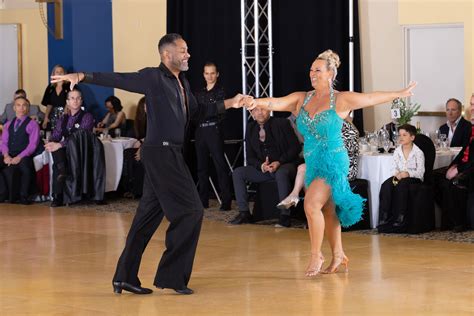 Swing Dance Lessons and Classes in Toronto - Access Ballroom