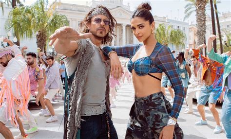 Shah Rukh Khan and Deepika Padukone groove to the catchy tunes of new ...