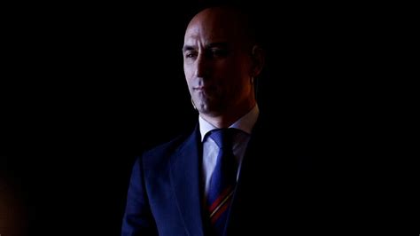 Spanish football president Luis Rubiales to resign over World Cup kiss ...