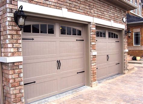 Carriage House Stamped 5950 | Ottawa Garage Door Systems