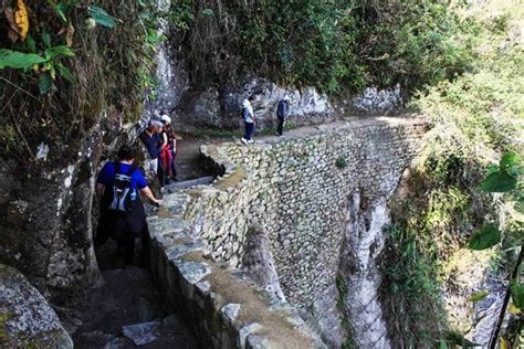 How to get to Inca bridge Machu Picchu? The Ultimate Guide to hike