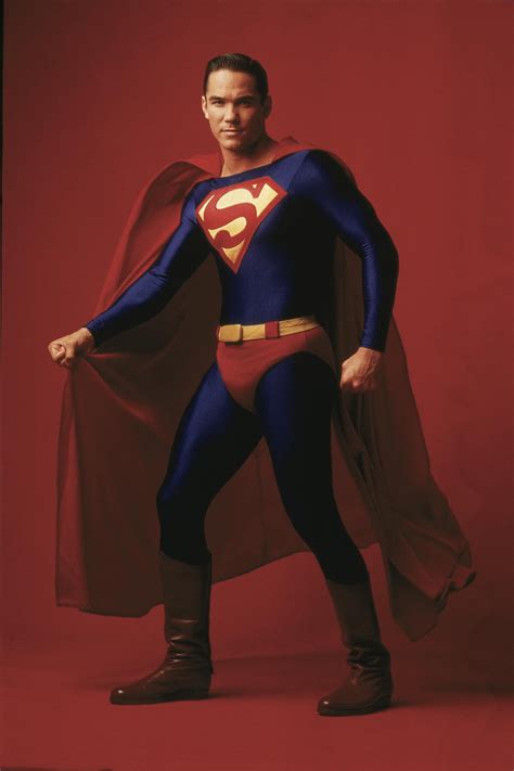 Retro 'Justice League': A History of Superman's Onscreen Suits | Inverse