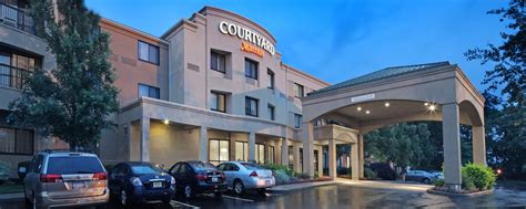 Providence Airport Hotel - Courtyard Providence Warwick Hotel Near PVD ...