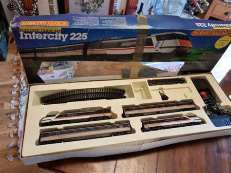 HORNBY R696 INTERCITY 225 Train Set £50.00 - PicClick UK