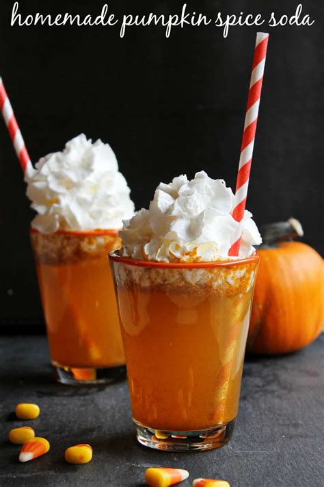 Homemade pumpkin soda: perfect for a Halloween party! - Rhubarbarians