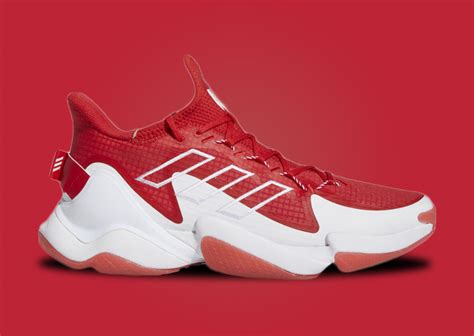 adidas Dresses This Mahomes 1 Impact FLX In Team Collegiate Red ...