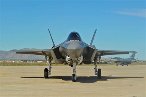 First-Ever F-35, J-20 Encounter -- After A Near Miss, US 'Replicates' Chinese Stealth Fighters ...