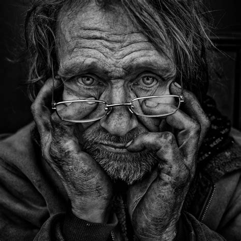 Photographer Becomes Homeless So He Could Take Gripping Portraits Of People Living In The St ...